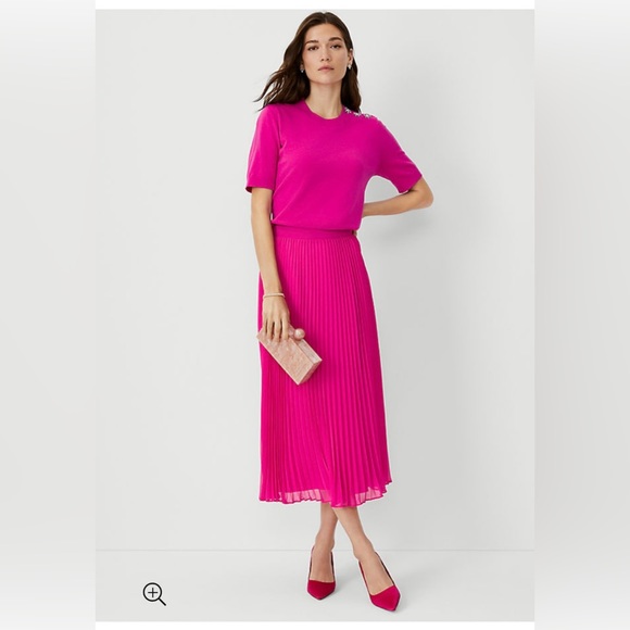Ann Taylor Dresses & Skirts - NWT pink midi pleated skirt